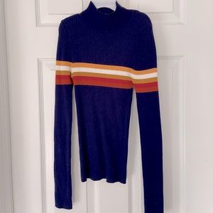 Fitted mock neck long sleeve